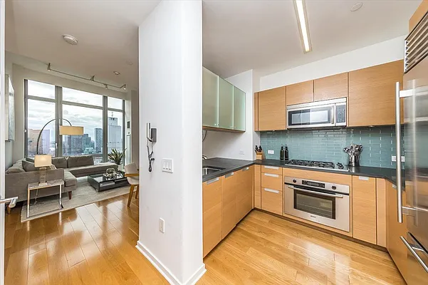 Sold by NestApple, Inc. | media 11