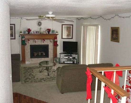 5th image of 3409 S Greenmont Dr