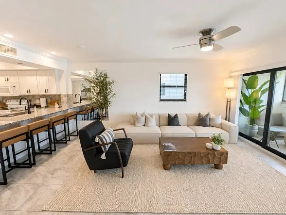 2 bed, 864 sqft, $10,500 — Photo 1