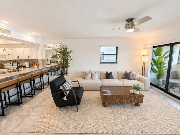 1st image of 600 Neapolitan Way #454