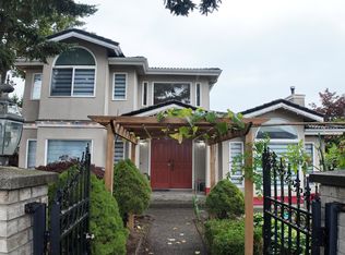 8222 144th St, Surrey, BC V3W5T4