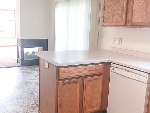 4th image of 4565 Hartzell Ln APT 3