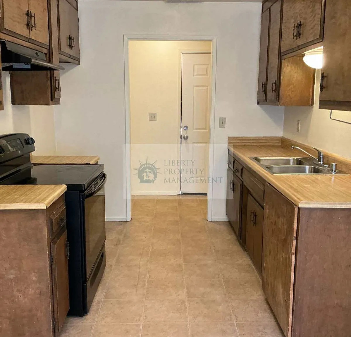 2 bed, 1070 sqft, $1,495 — Photo 4