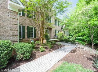 7054 Balmoral Forest Rd, Clifton, VA 20124