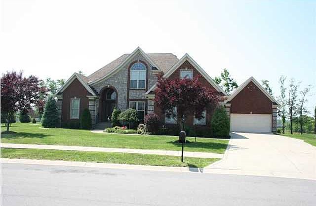 1st image of 801 Abingdon Ln