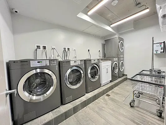 Rented by AmeriMutual Mortgage | media 38