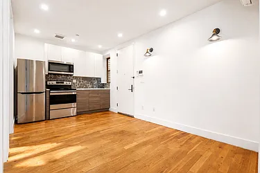 373 Howard Avenue, #2B