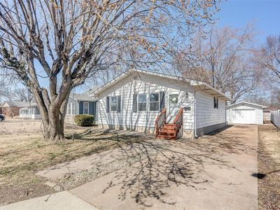 553 Mildred Ave, Wood River, IL, 62095