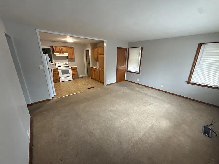 223 Wiegel Dr — Photo 10
