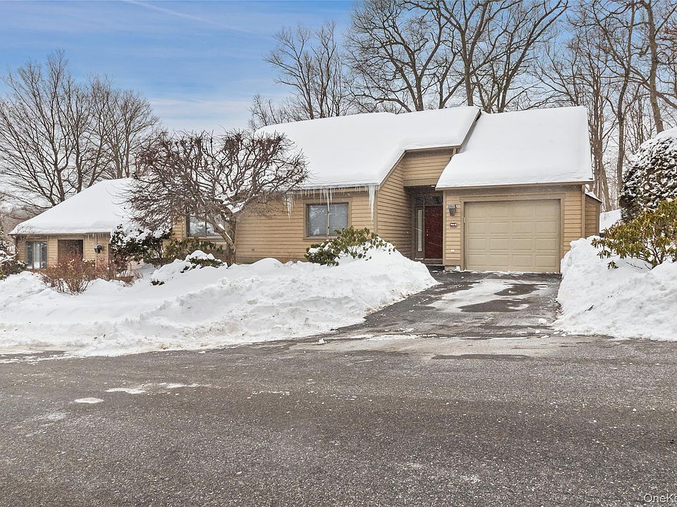 1st image of 744 Heritage Hills #B