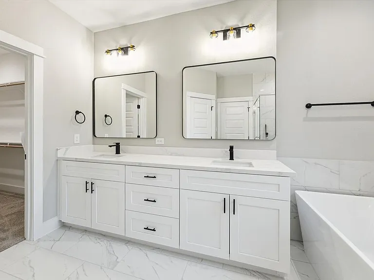 812 Thornton Rd #D — Photo 7