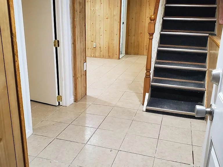 37 Summit Ave #1 — Photo 3