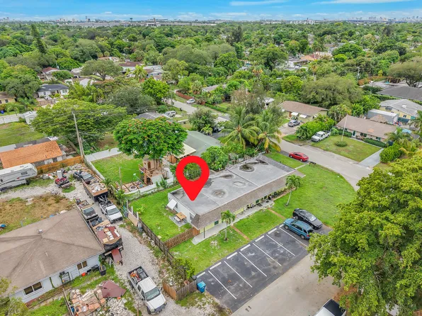 2865 SW 16th St #3, Fort Lauderdale, FL 33312