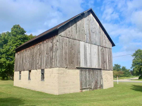 12833 McLachlan Rd, Kewadin, MI 49648