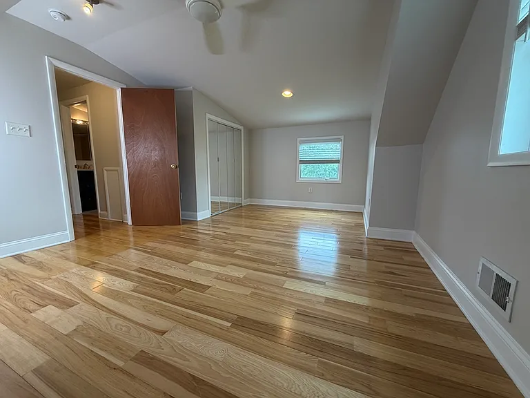 126 Median Dr — Photo 31