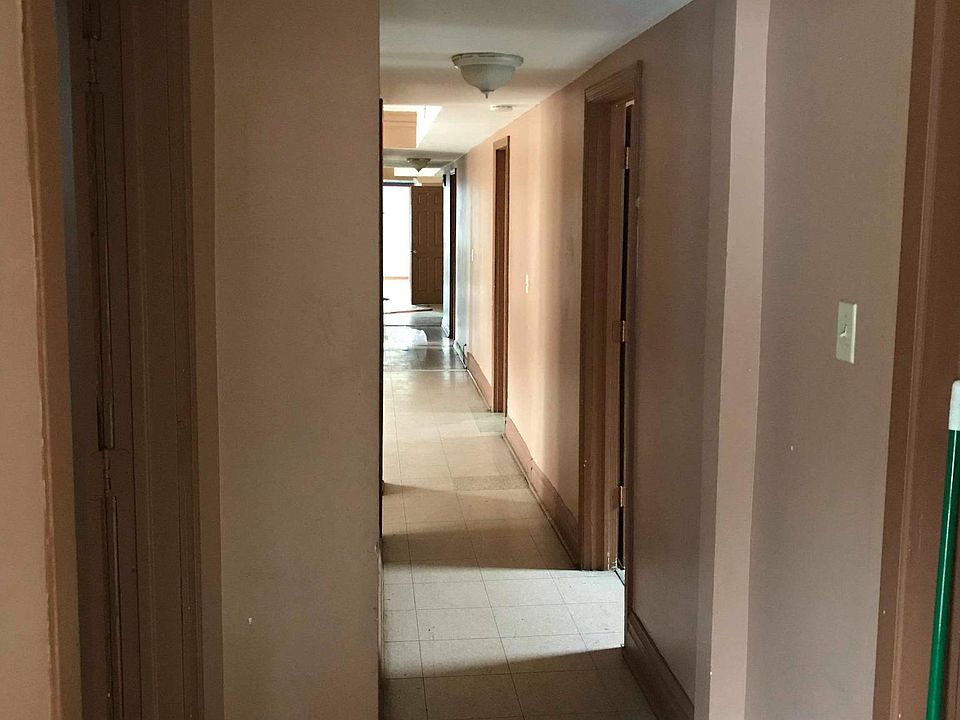 1st image of 2800 S Homan Ave #2nd