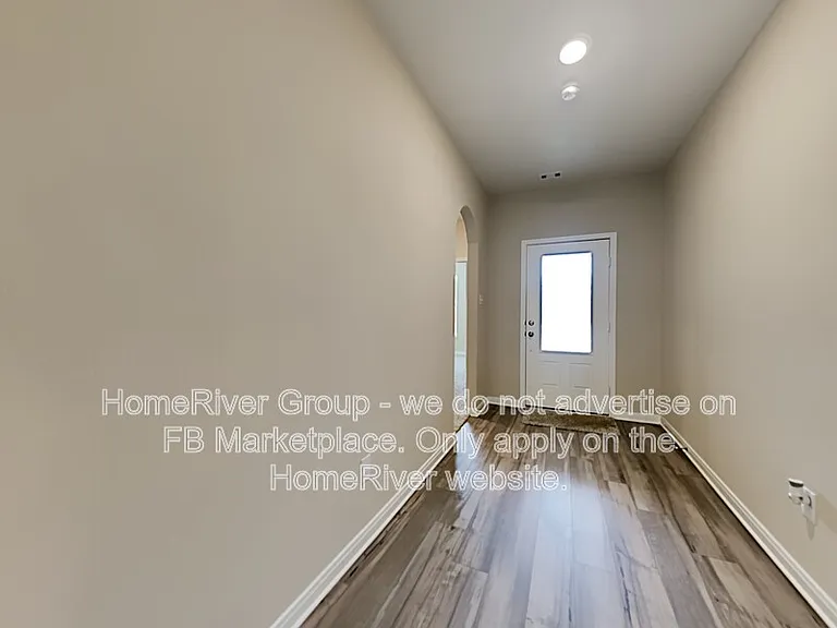264 Moonstone Way — Photo 2