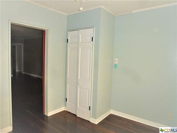5th image of 1801 E Park Ave
