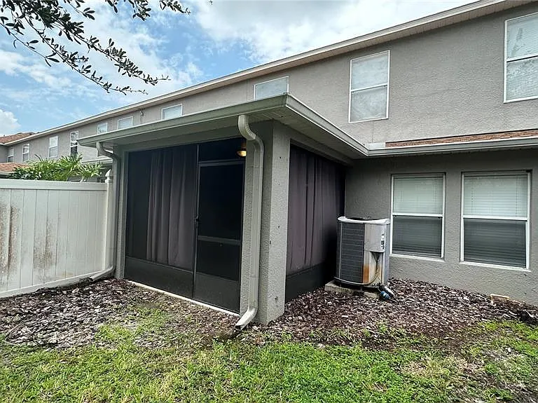 2437 Hassonite St — Photo 18