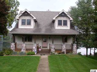 23 S Shore Dr, Addison, MI 49220