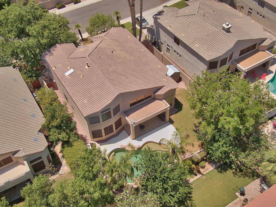 1st image of 3301 S Vine St