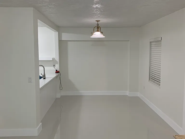 5960 SW 44th Ter — Photo 3