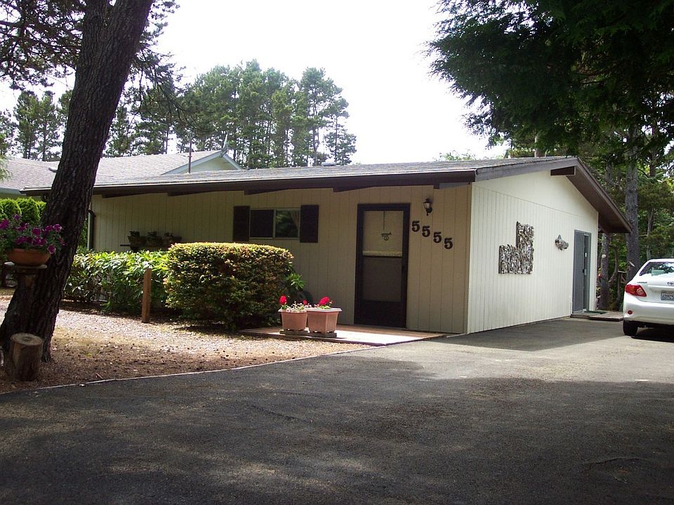 1st image of 5555 Palisades Dr