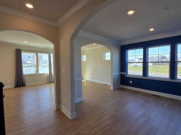 5th image of 11410 Jane Austen Ln