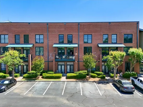 1725 Liberty Ln, Roswell, GA 30075