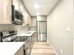 486 Edgemont Dr NW #BASEMENT, Edmonton, AB T6M 1J8