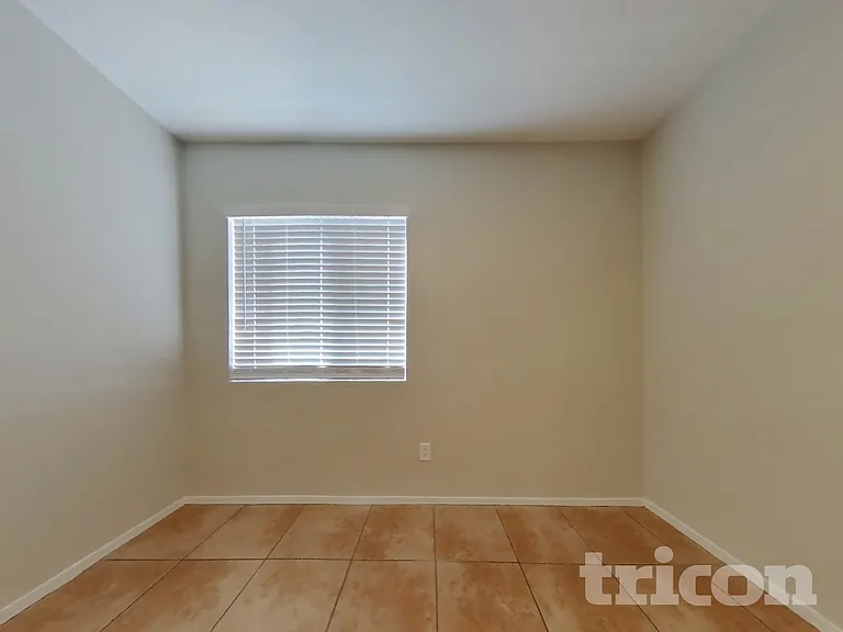 22371 W Solano Dr — Photo 13