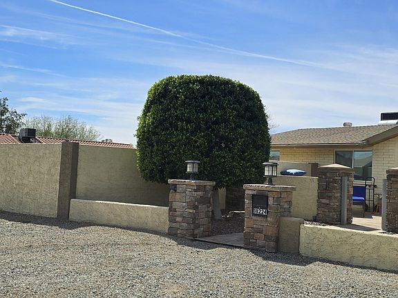 4th image of 18224 N 70TH Avenue