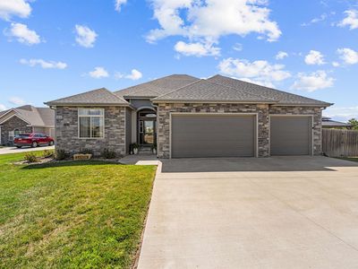 2300 Brookefield Dr, Salina, KS, 67401
