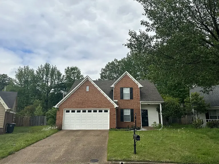 8544 Highland Glen Cir N — Photo 1