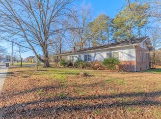 507 N Main St, La Fayette, GA 30728