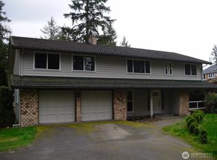 23525 SE 32nd Way, Issaquah, WA