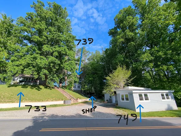 733 N Main St, Mars Hill, NC 28754