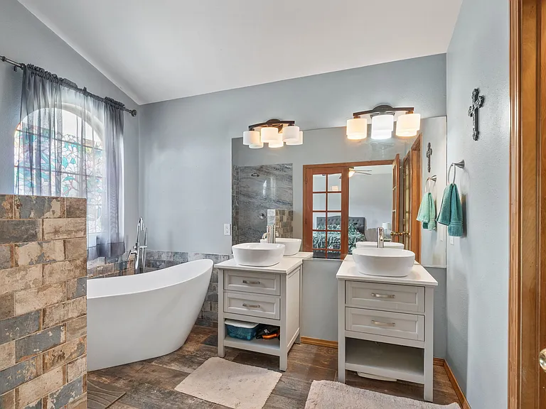 3490 Flying Horse Rd — Photo 12