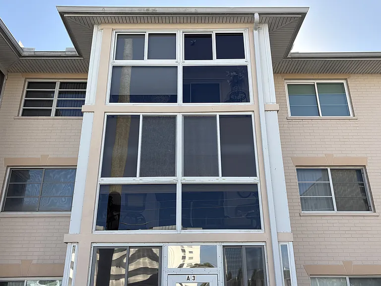 200 The Esplanade N #B3 — Photo 16