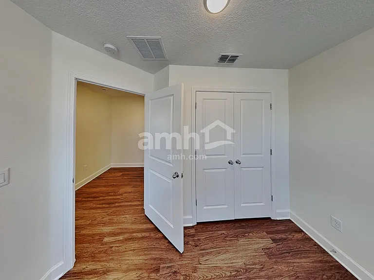 11458 Bay Hill Cir — Photo 23