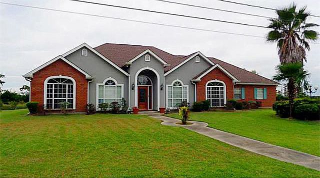 1st image of 155 Plantation Ln