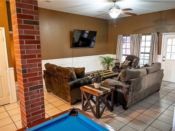5th image of 2083 Sweetbay Dr