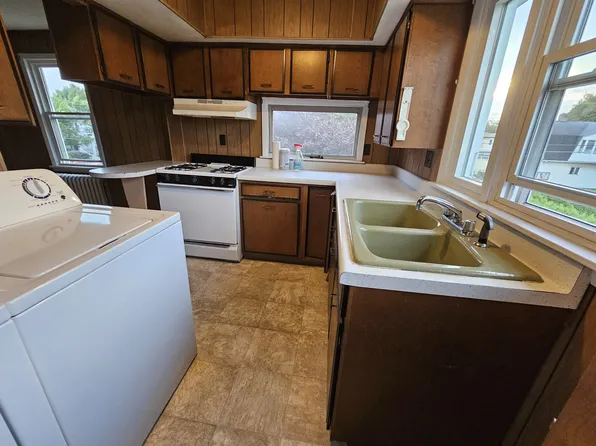 (undisclosed Address), Kingston, PA 18704