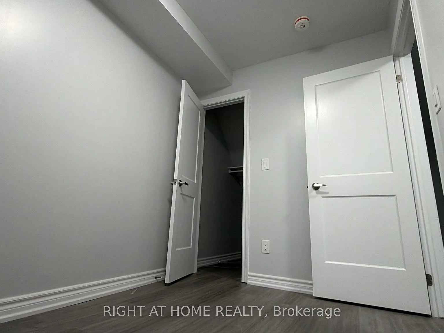 2 bed, $2,050 — Photo 4