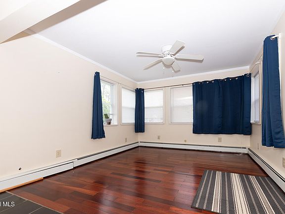 3rd image of 12 Jase Court