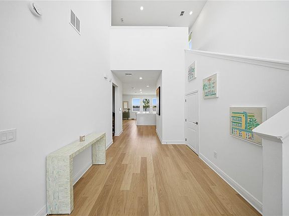5th image of 18387 MOWRY COURT