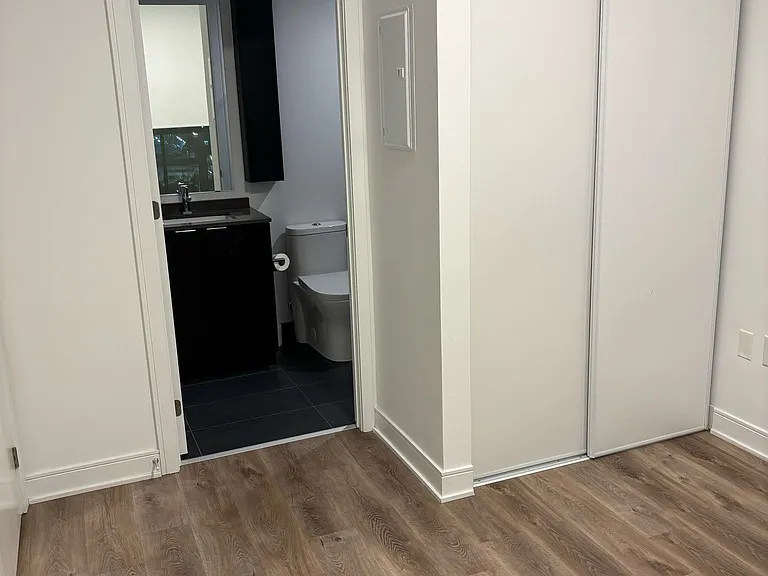 86 Dundas St E #1511 — Photo 6