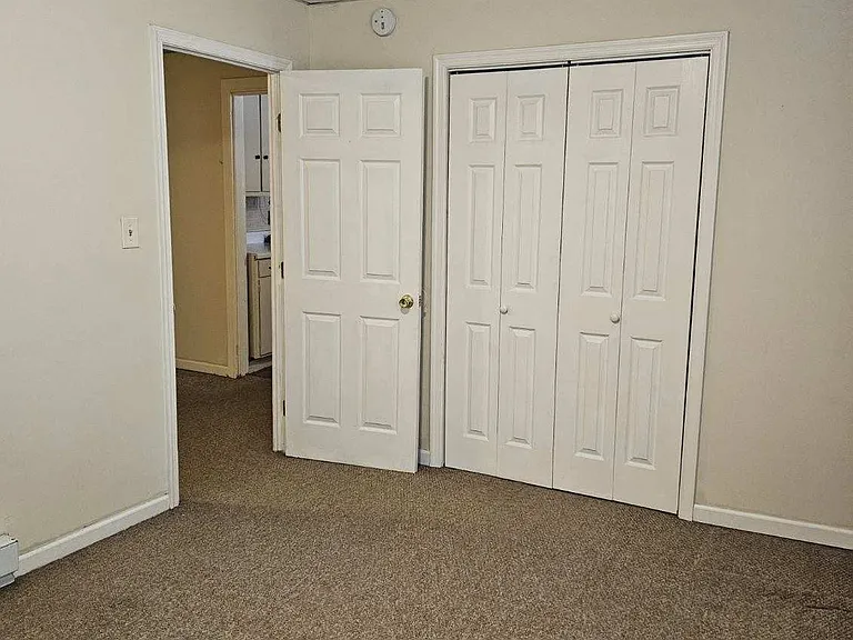 408-410 Jonestown Rd #2 — Photo 6