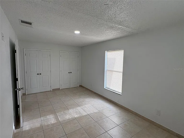 1053 Scott St — Photo 5