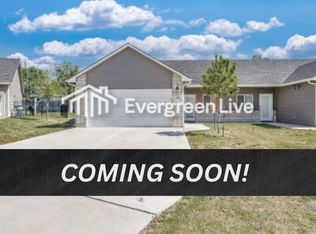 108 E Santa Fe Cir, Mulvane, KS 67110
